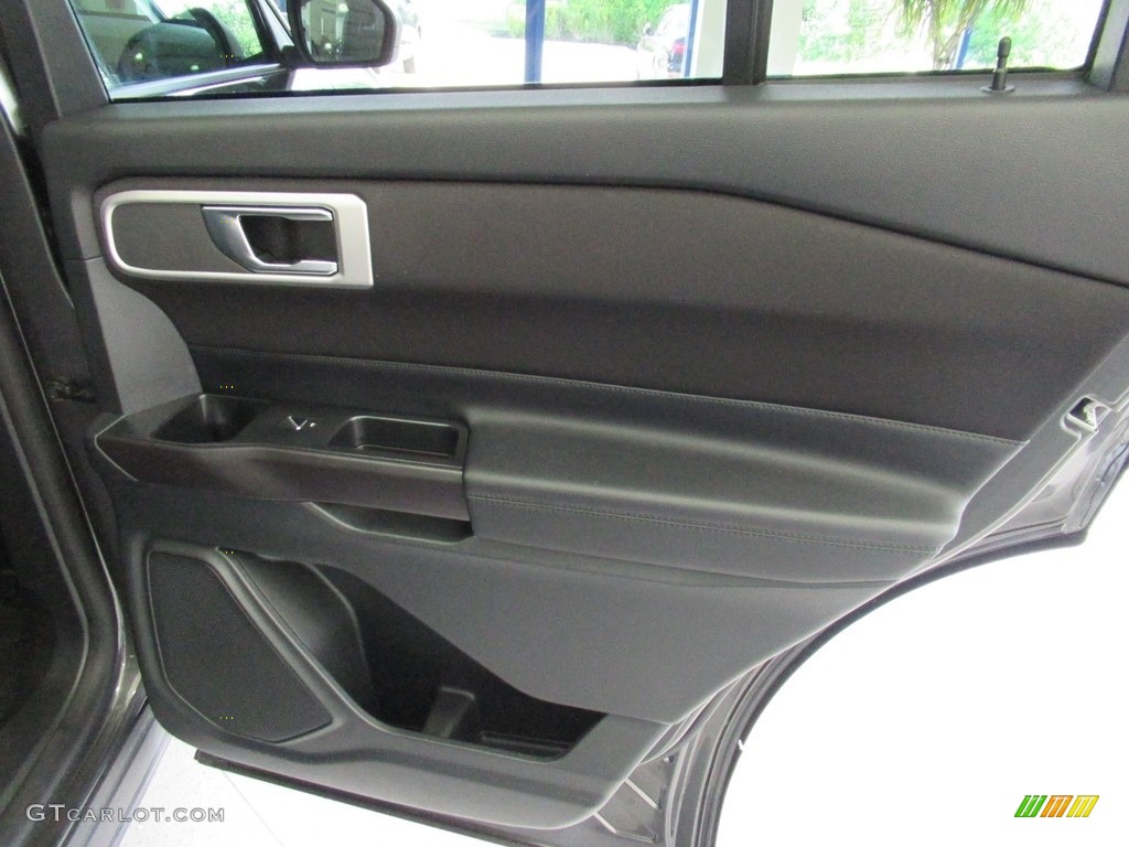 2020 Explorer XLT 4WD - Magnetic Metallic / Ebony photo #17