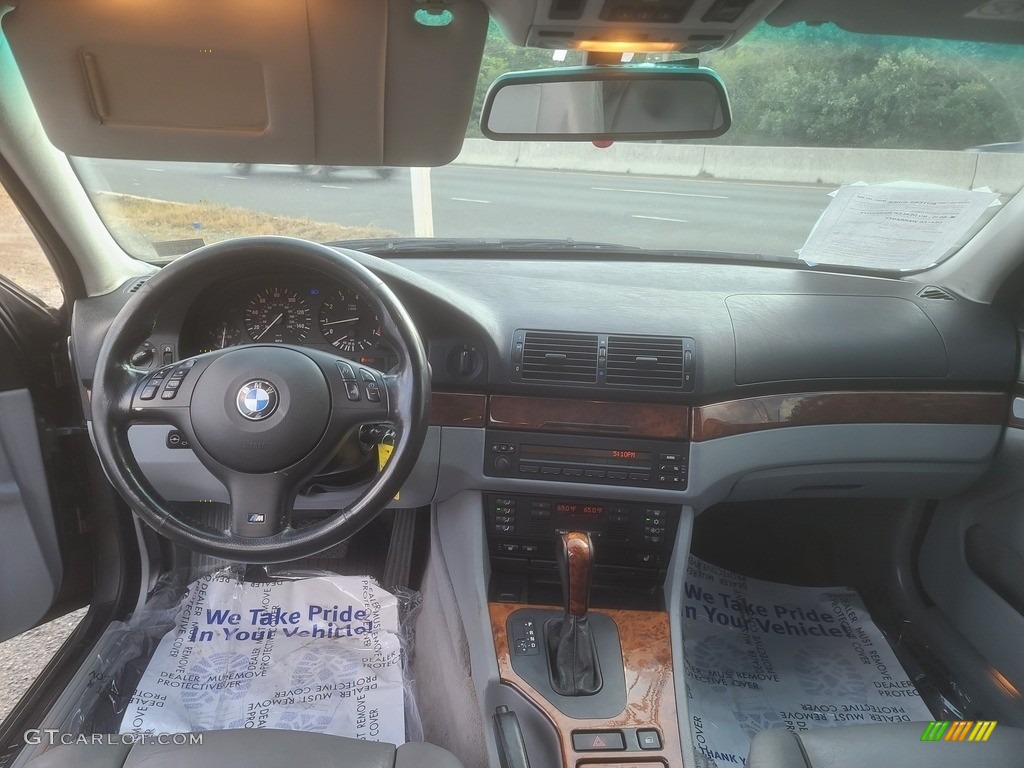 2002 BMW 5 Series 525i Wagon Grey Dashboard Photo #139359223
