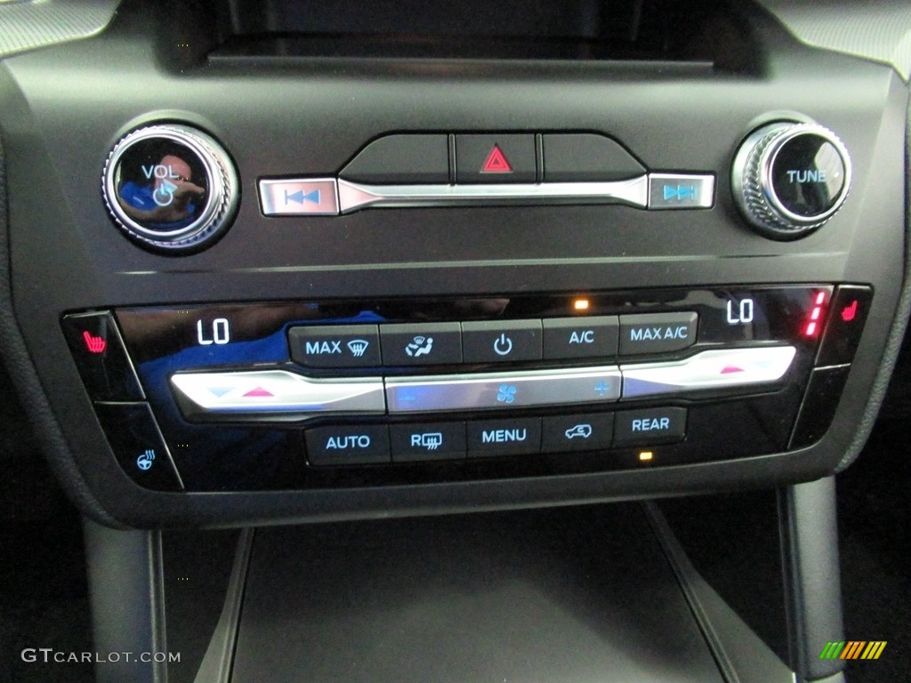 2020 Explorer XLT 4WD - Magnetic Metallic / Ebony photo #36