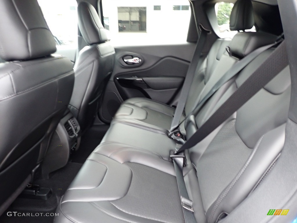 2020 Jeep Cherokee Altitude 4x4 Rear Seat Photos
