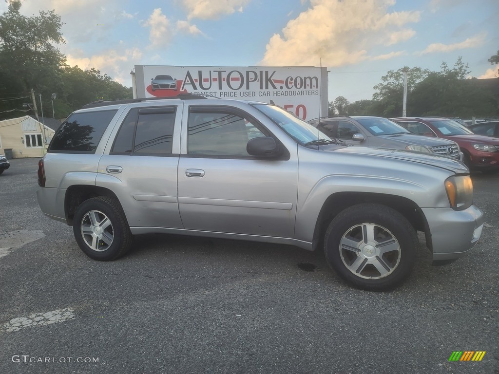 2007 TrailBlazer LS 4x4 - Silverstone Metallic / Light Gray photo #2