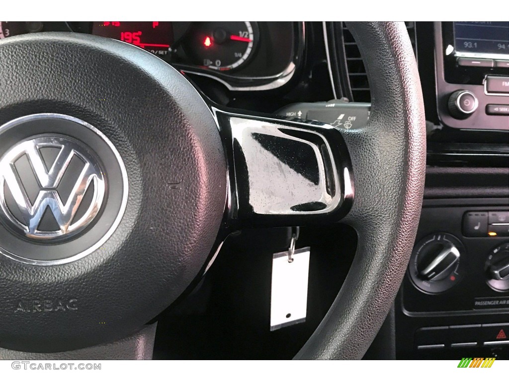 2015 Volkswagen Beetle 1.8T Classic Classic Beige/Brown Cloth Steering Wheel Photo #139363444