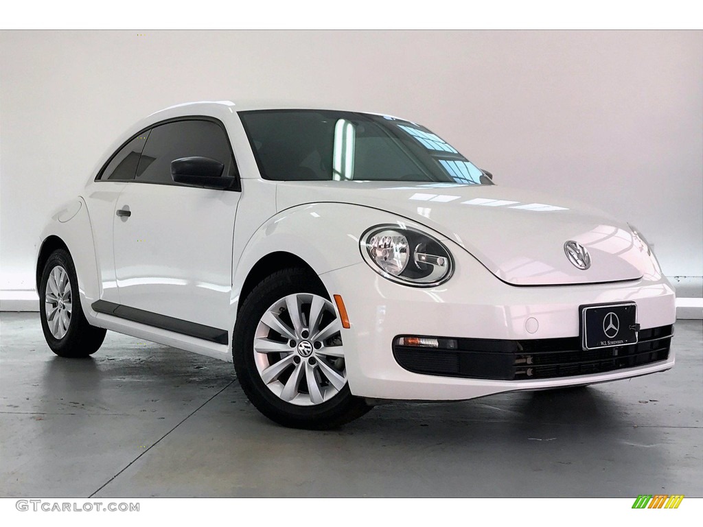 Pure White 2015 Volkswagen Beetle 1.8T Classic Exterior Photo #139363768