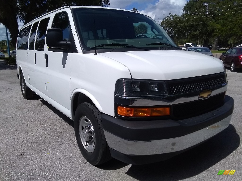 Summit White 2018 Chevrolet Express 3500 Passenger LT Exterior Photo #139363774