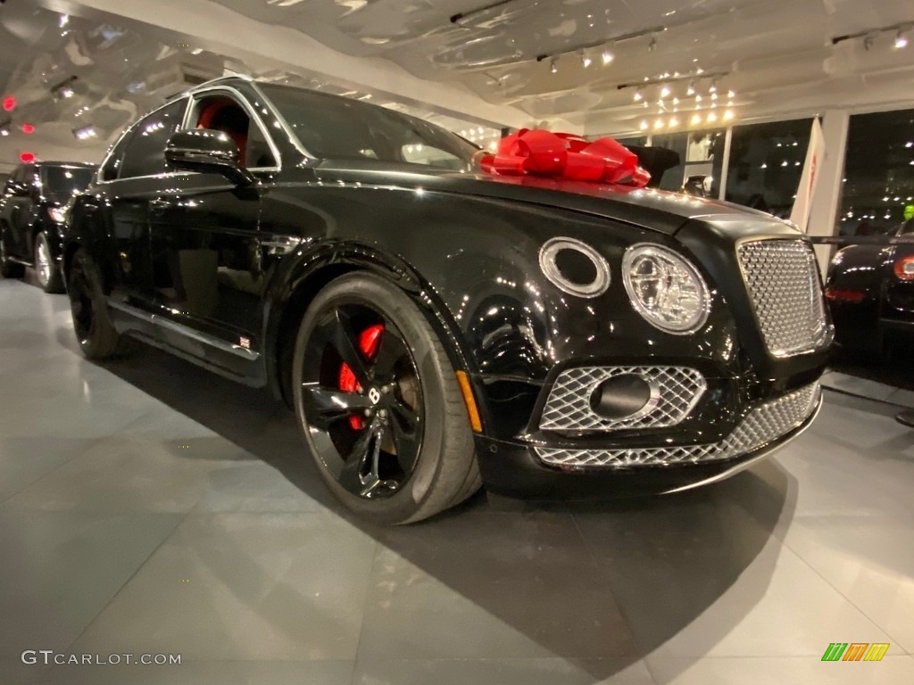 Royal Ebony Metallic 2017 Bentley Bentayga W12 Exterior Photo #139365325