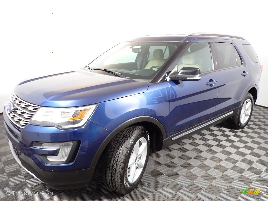 2017 Explorer XLT 4WD - Blue Jeans / Medium Light Camel photo #7