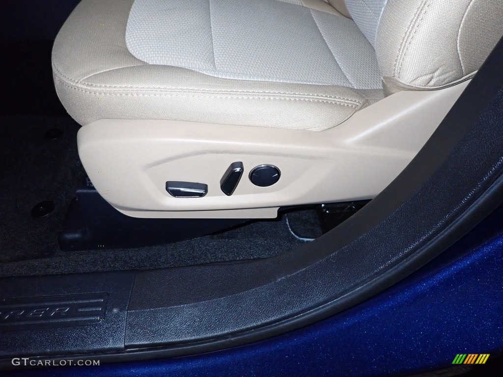 2017 Explorer XLT 4WD - Blue Jeans / Medium Light Camel photo #19