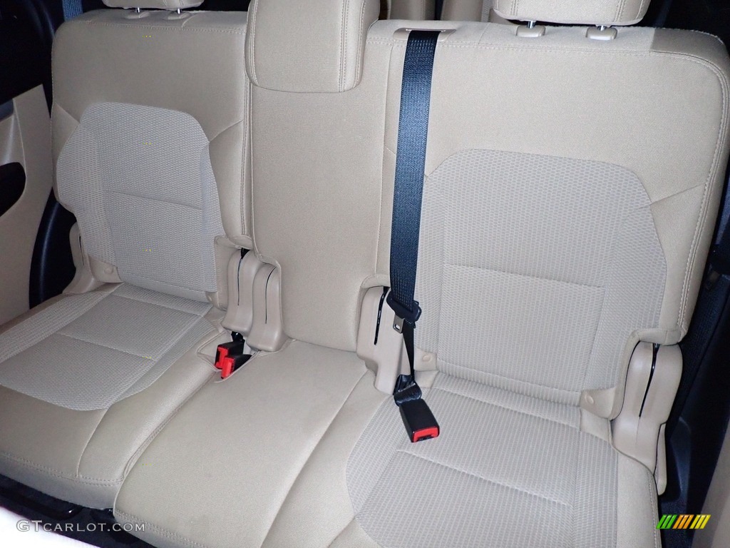 2017 Explorer XLT 4WD - Blue Jeans / Medium Light Camel photo #21