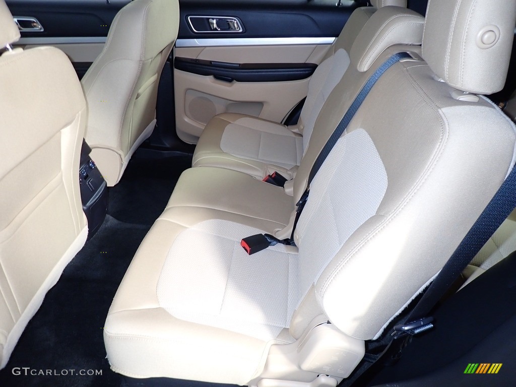 2017 Explorer XLT 4WD - Blue Jeans / Medium Light Camel photo #23