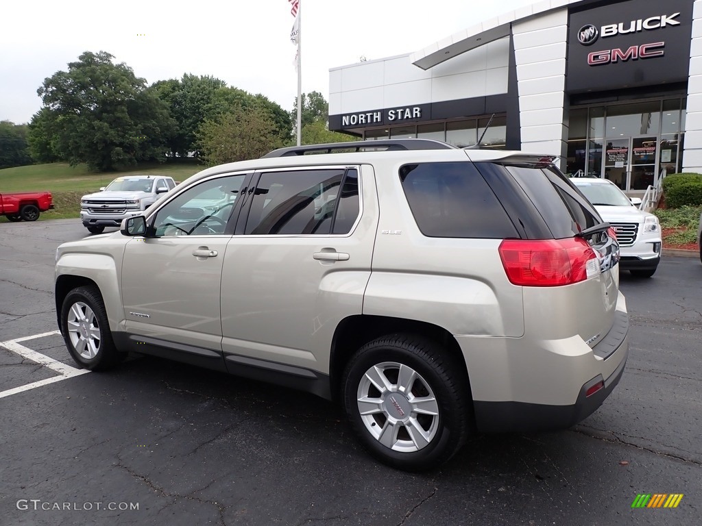 2013 Terrain SLE - Champagne Silver Metallic / Jet Black photo #12