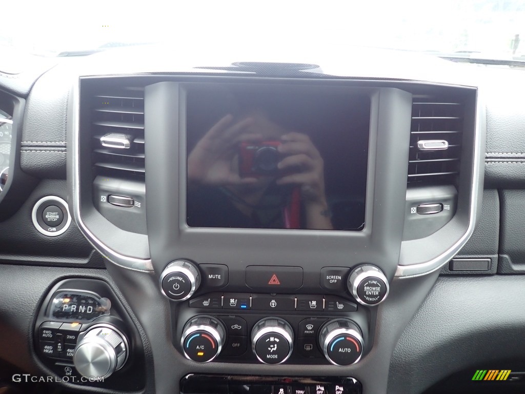 2020 1500 Laramie Crew Cab 4x4 - Hydro Blue Pearl / Black photo #16