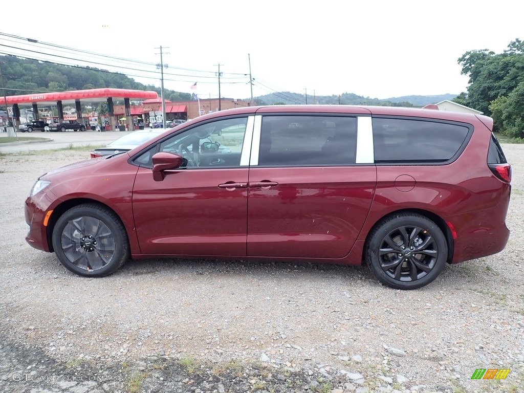 Velvet Red Pearl 2020 Chrysler Pacifica Touring Exterior Photo #139374368