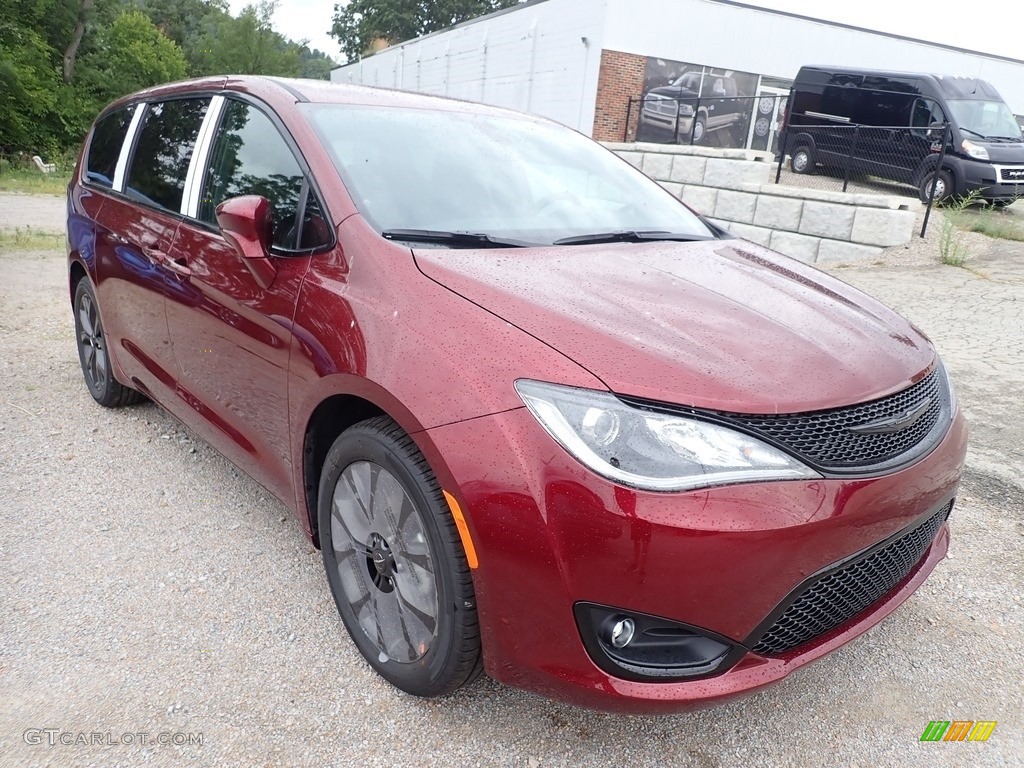 Velvet Red Pearl 2020 Chrysler Pacifica Touring Exterior Photo #139374497