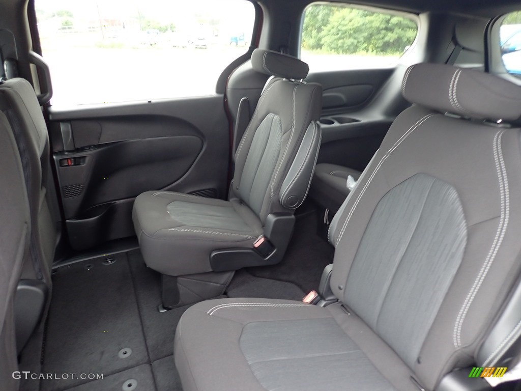 Black Interior 2020 Chrysler Pacifica Touring Photo #139374593
