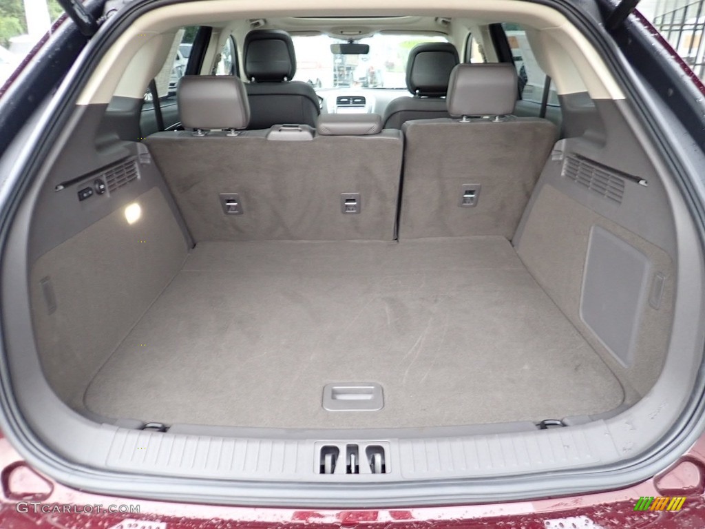 2020 Lincoln Nautilus Reserve AWD Trunk Photo #139374713
