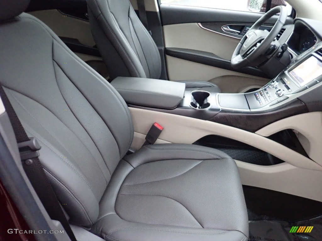 Coffee Interior 2020 Lincoln Nautilus Reserve AWD Photo #139374878