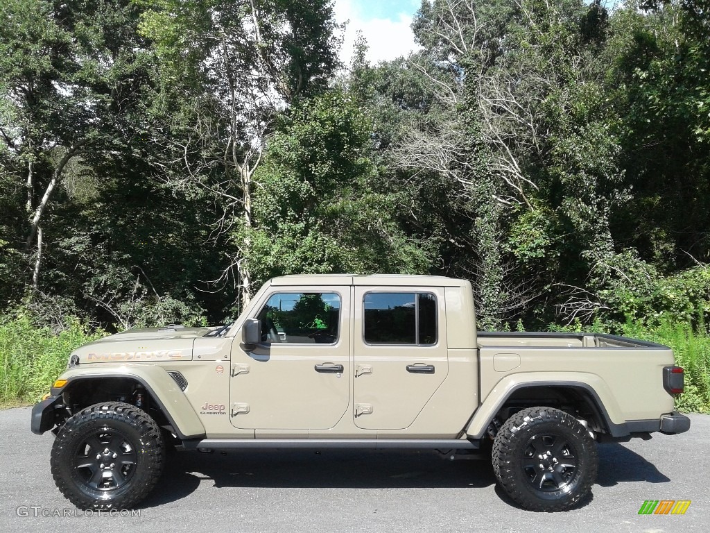 2020 Gladiator Mojave 4x4 - Gator / Black photo #1