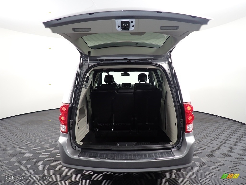 2019 Grand Caravan SXT - Billet / Black/Light Graystone photo #12