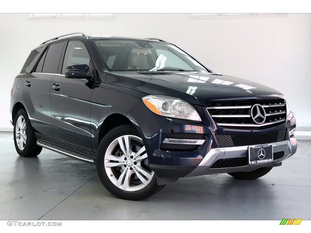2014 ML 350 - Lunar Blue Metallic / Almond Beige photo #34