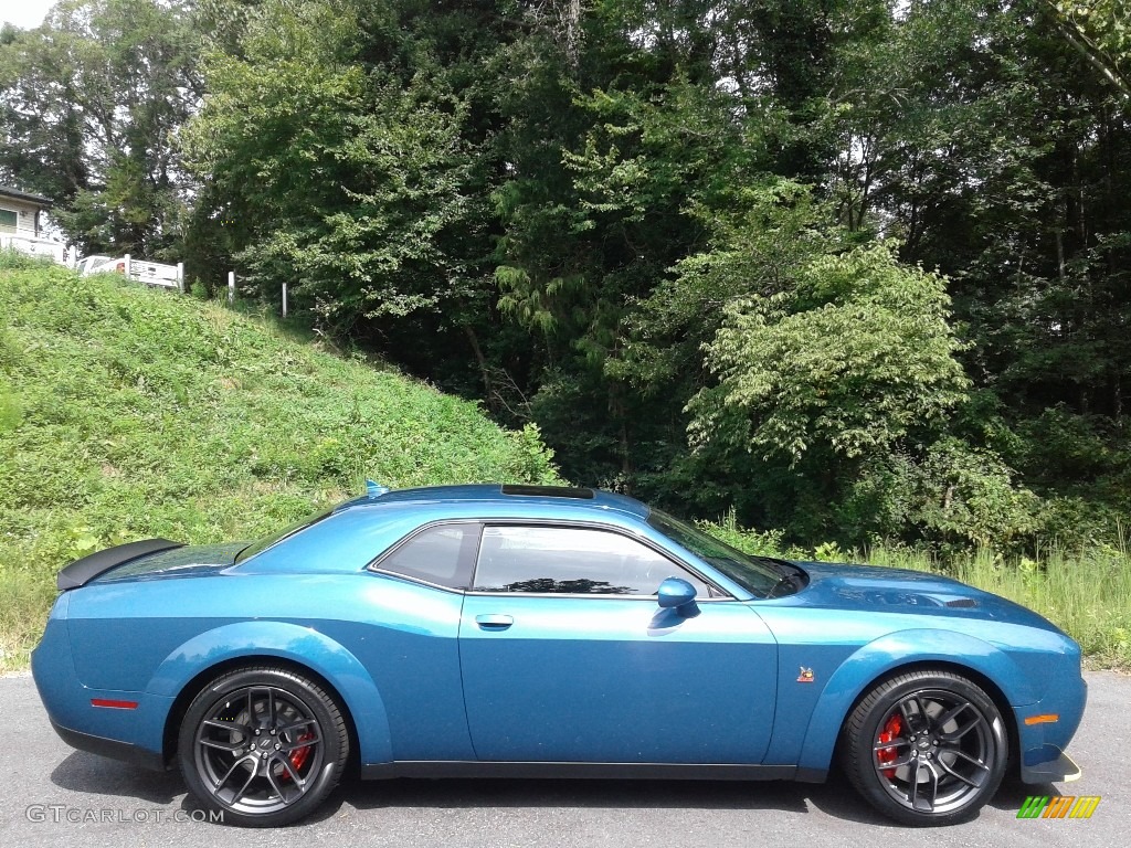 2020 Challenger R/T Scat Pack Widebody - Frostbite / Black photo #5