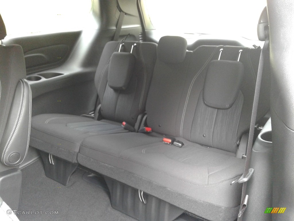 2020 Chrysler Pacifica Touring Rear Seat Photo #139378826