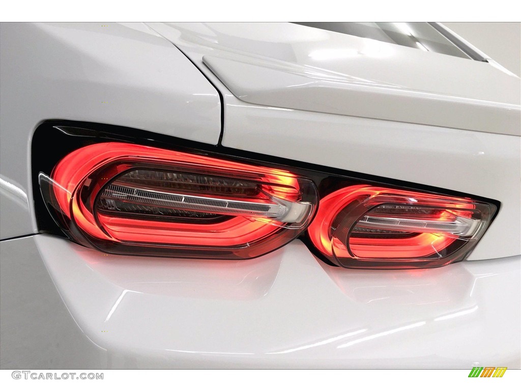 2019 Camaro LT Coupe - Summit White / Jet Black photo #26
