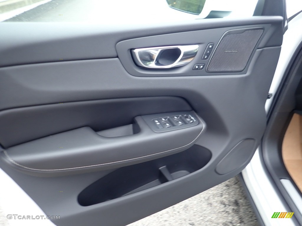 2021 Volvo XC60 T5 AWD Inscription Charcoal Door Panel Photo #139381211