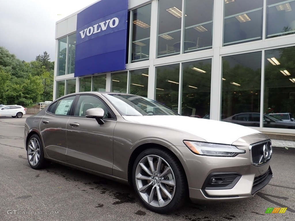 Pebble Gray Metallic 2021 Volvo S60 T6 AWD Momentum Exterior Photo #139381454
