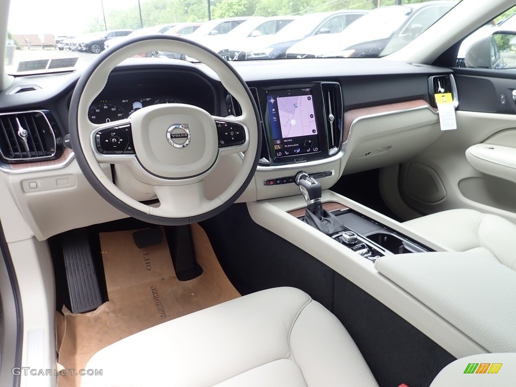 Blond/Charcoal Interior 2021 Volvo S60 T6 AWD Momentum Photo #139381583