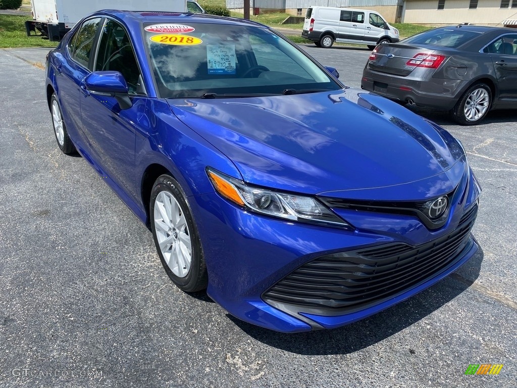 2018 Camry LE - Blue Crush Metallic / Black photo #4