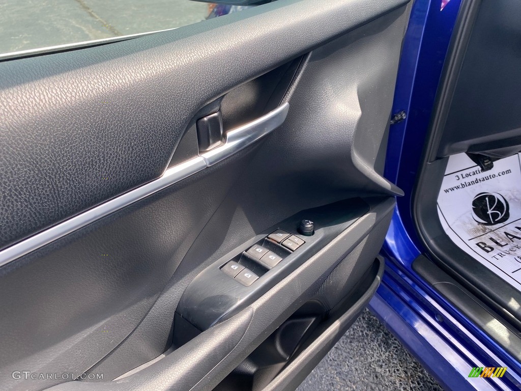2018 Camry LE - Blue Crush Metallic / Black photo #12