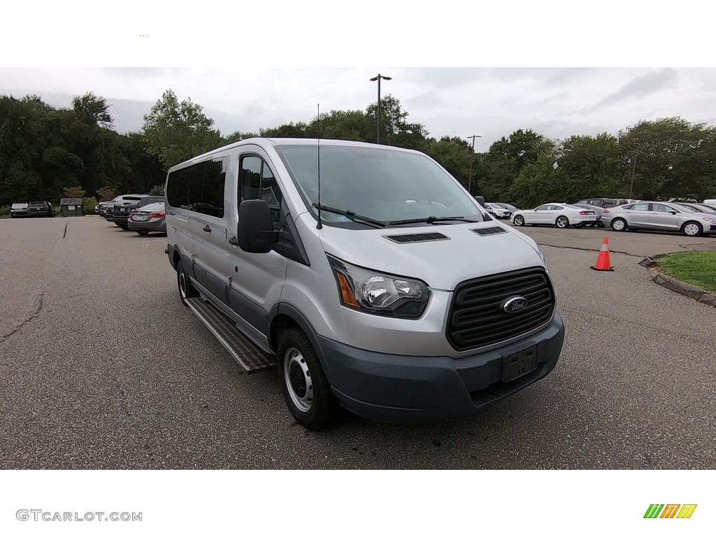 2016 Ford Transit 350 Wagon XL LR Long Exterior Photos