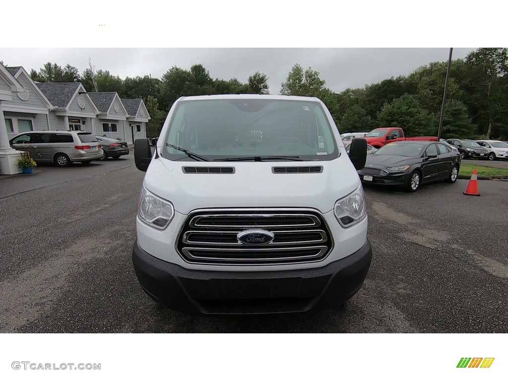 2019 Transit Van 250 LR Regular - Oxford White / Charcoal black photo #2