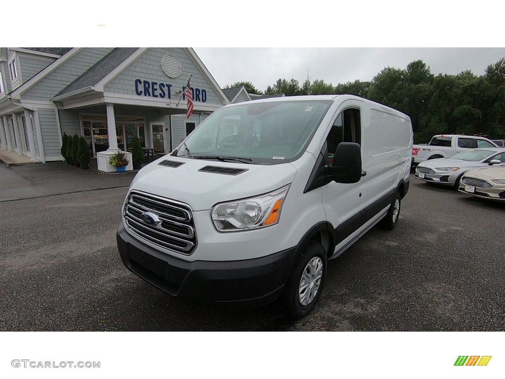 2019 Transit Van 250 LR Regular - Oxford White / Charcoal black photo #3