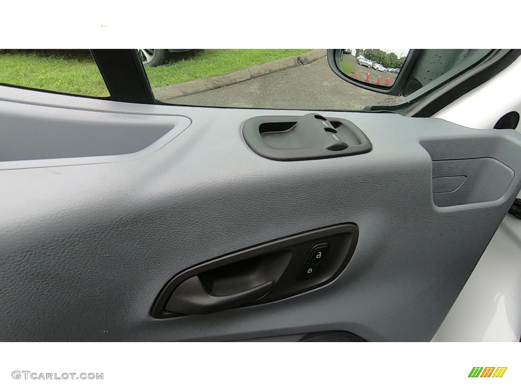 2019 Transit Van 250 LR Regular - Oxford White / Charcoal black photo #12