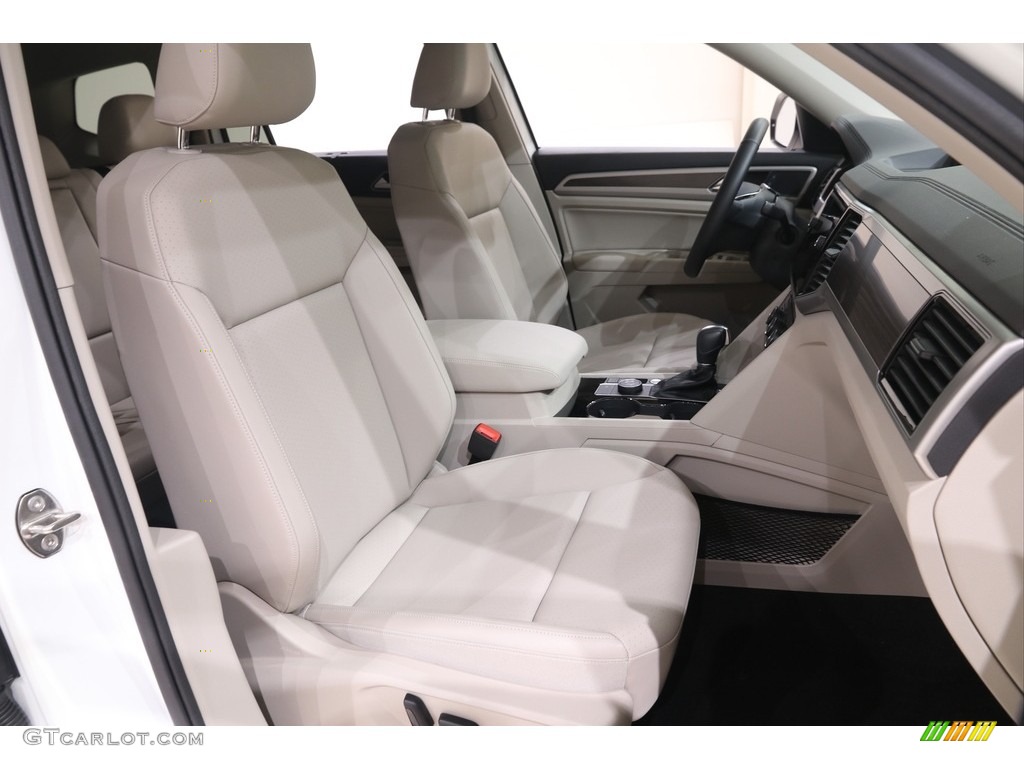 2019 Volkswagen Atlas SEL R-Line 4Motion Front Seat Photos