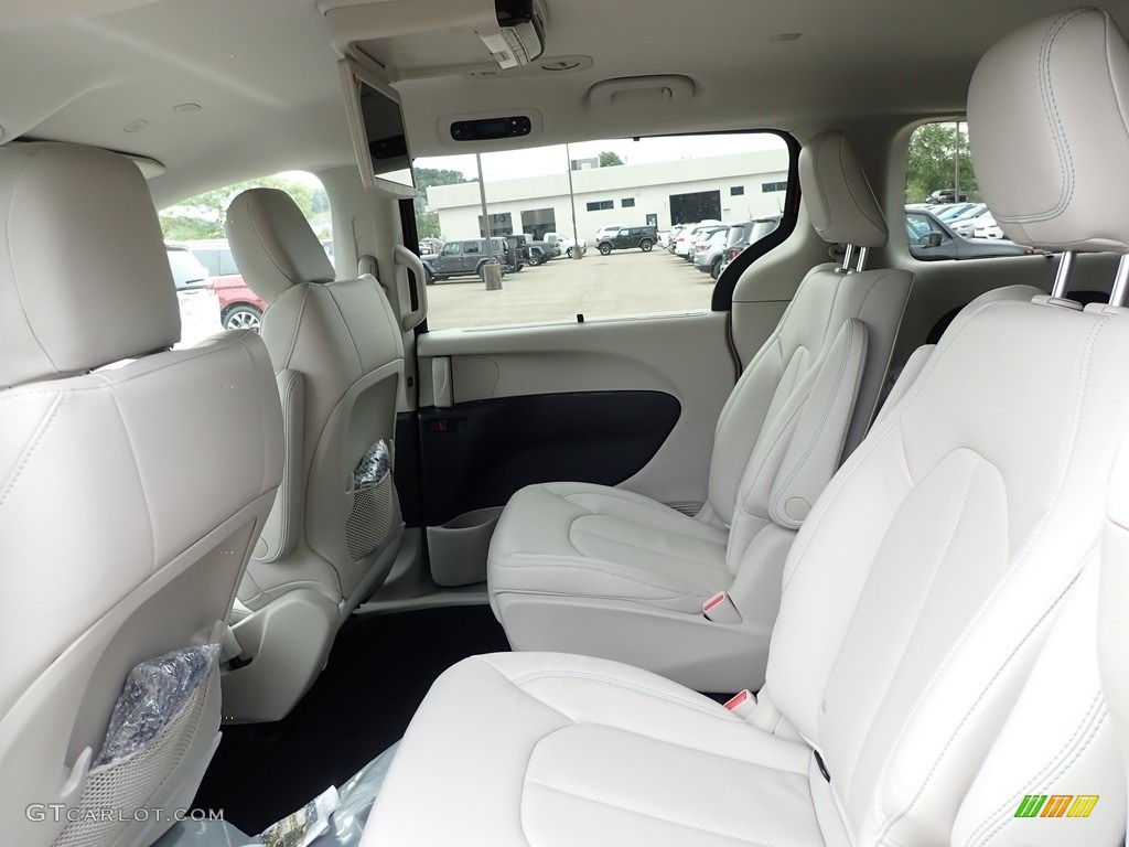 2020 Chrysler Pacifica Hybrid Touring L Rear Seat Photo #139394961