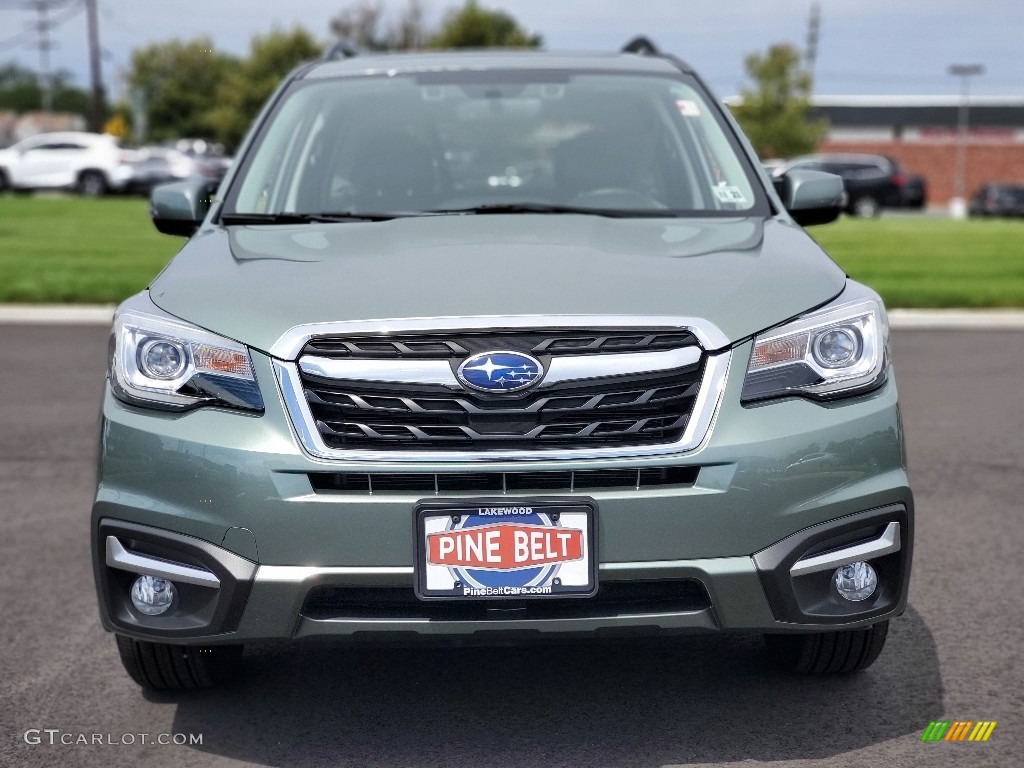 2017 Forester 2.5i Touring - Jasmine Green Metallic / Black photo #8