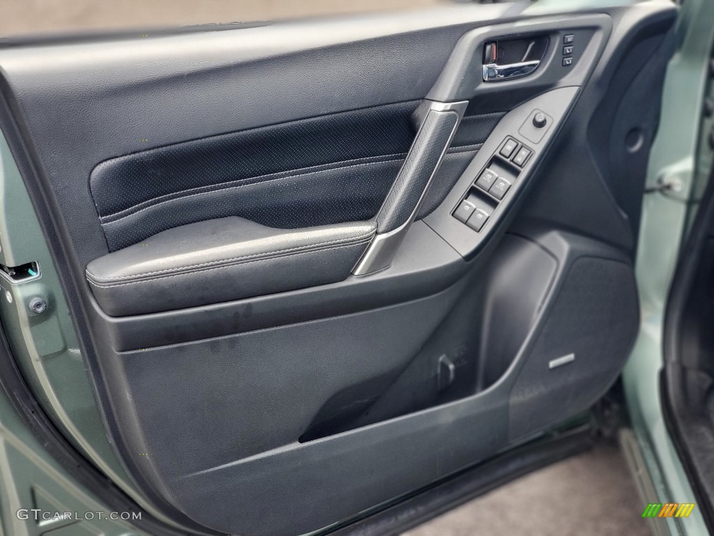 2017 Forester 2.5i Touring - Jasmine Green Metallic / Black photo #28