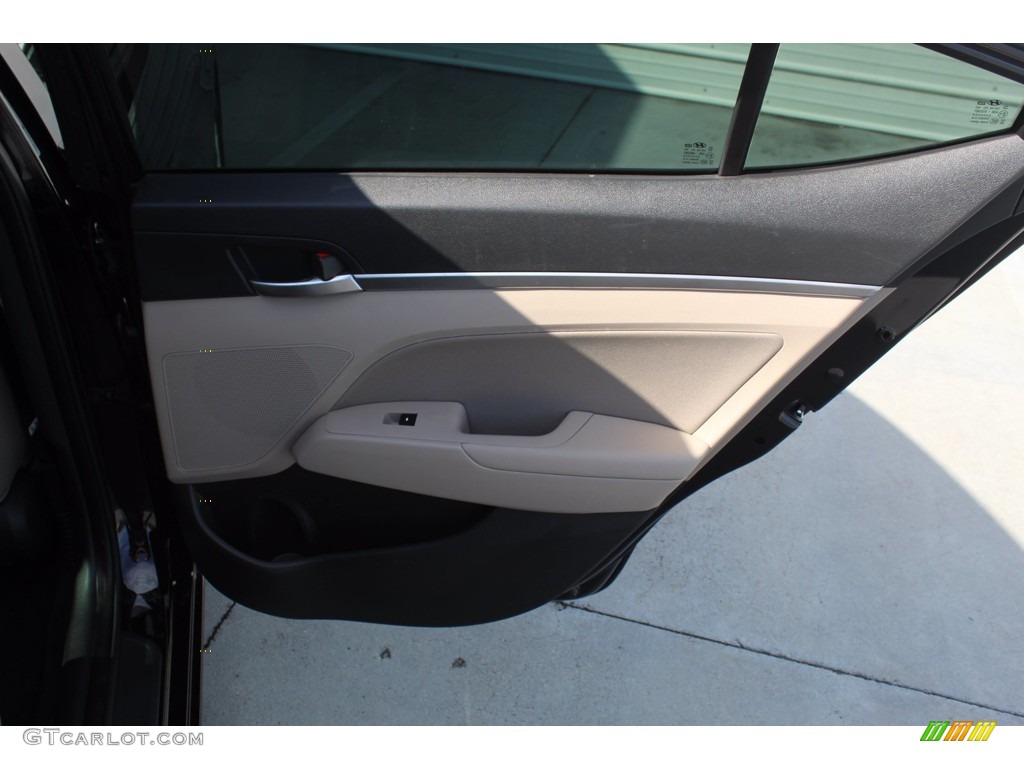 2019 Elantra SEL - Phantom Black / Beige photo #28