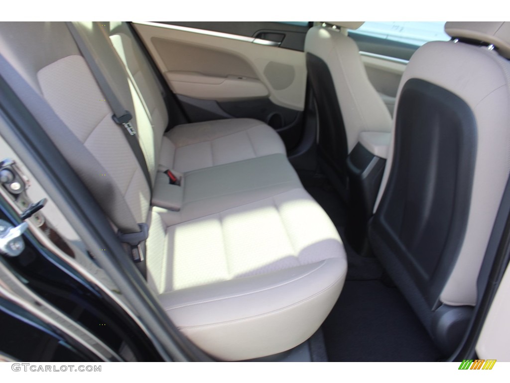 2019 Elantra SEL - Phantom Black / Beige photo #29