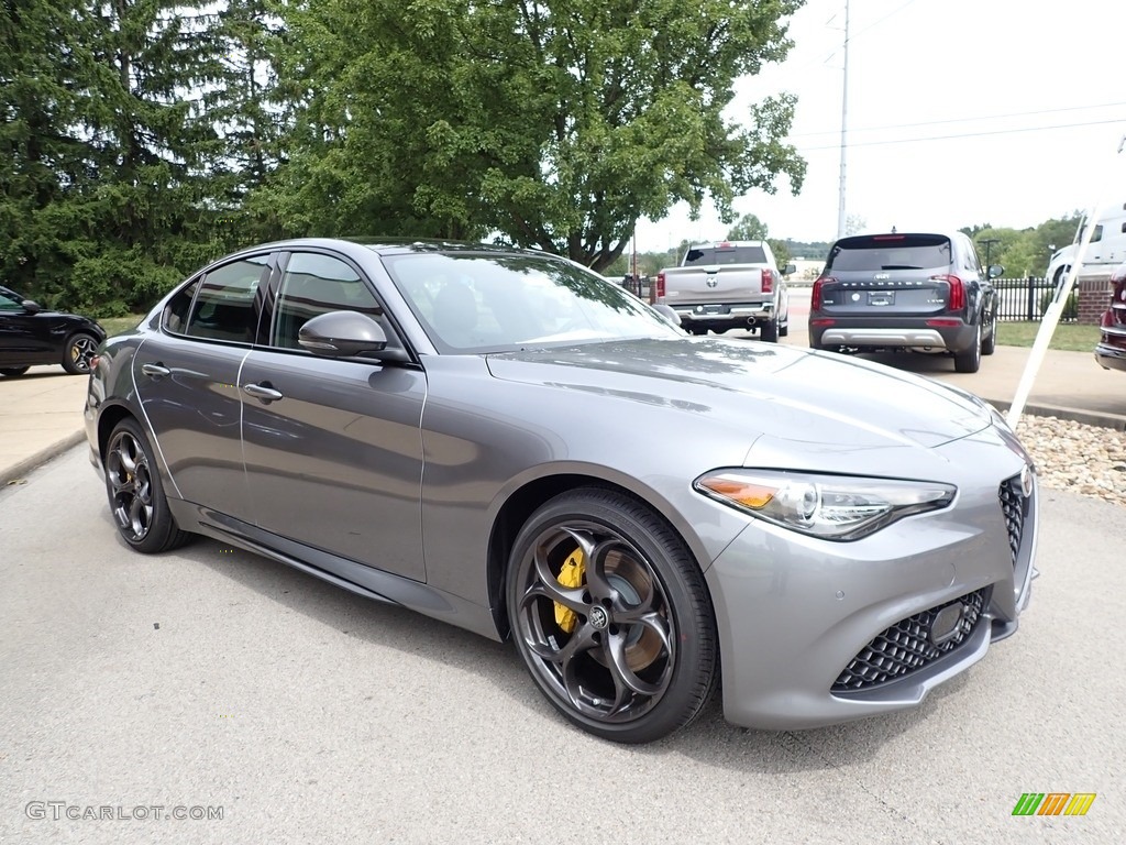 2020 Giulia TI Sport Carbon AWD - Stromboli Gray Metallic / Black photo #3