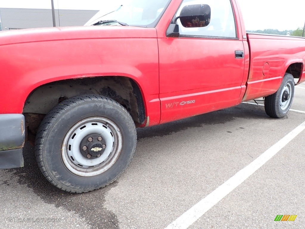 1992 C/K K1500 Regular Cab 4x4 - Victory Red / Gray photo #5