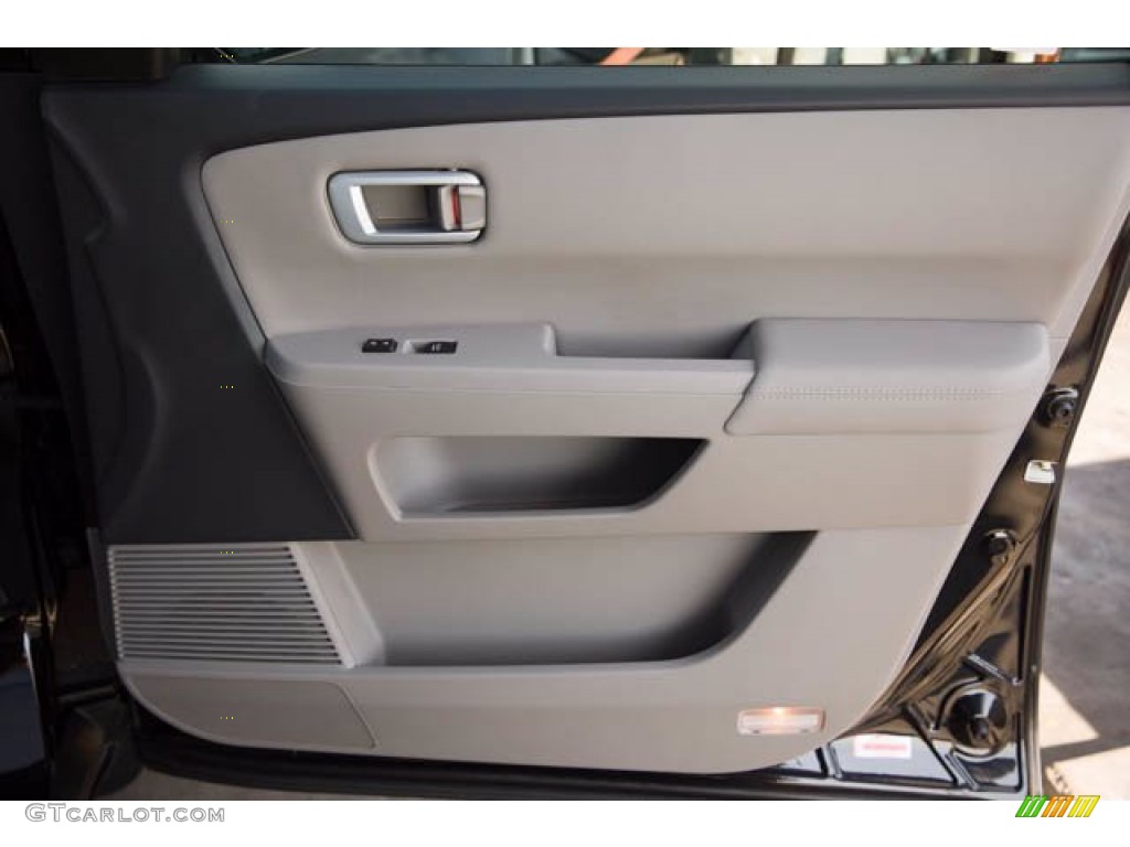 2015 Pilot EX-L - Crystal Black Pearl / Gray photo #32