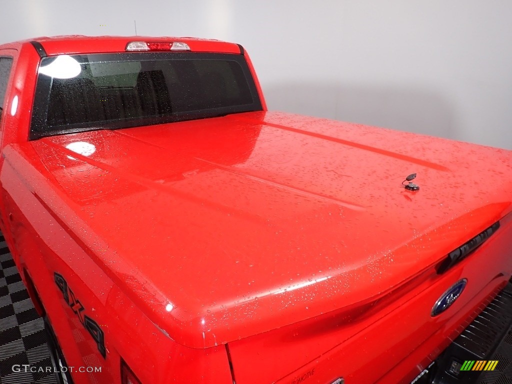 2017 F150 XL SuperCrew 4x4 - Race Red / Earth Gray photo #11