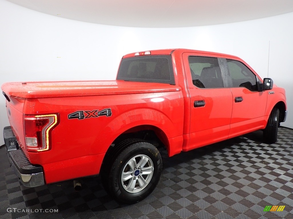 2017 F150 XL SuperCrew 4x4 - Race Red / Earth Gray photo #12