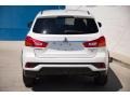 Pearl White - Outlander Sport SE Photo No. 9