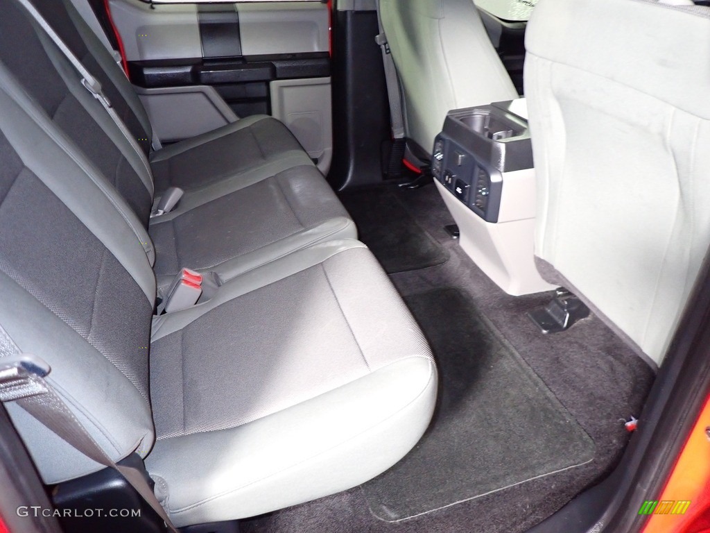 2017 F150 XL SuperCrew 4x4 - Race Red / Earth Gray photo #21
