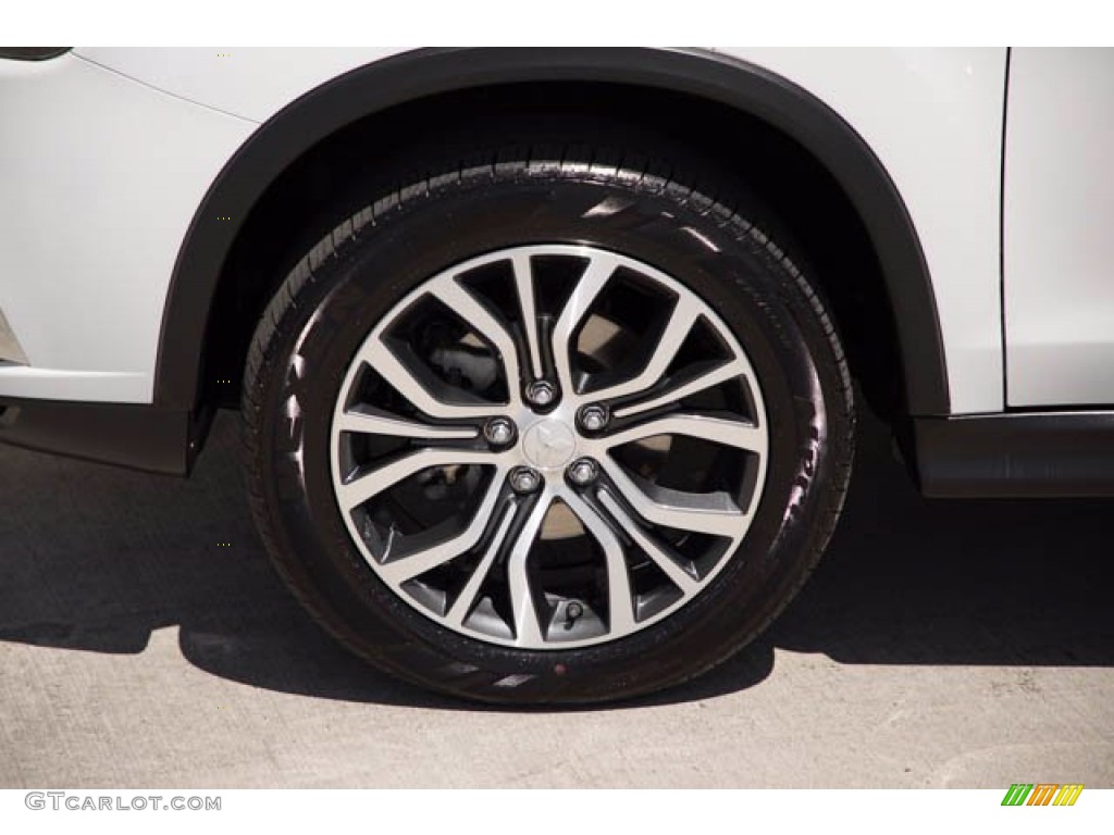 2019 Mitsubishi Outlander Sport SE Wheel Photos