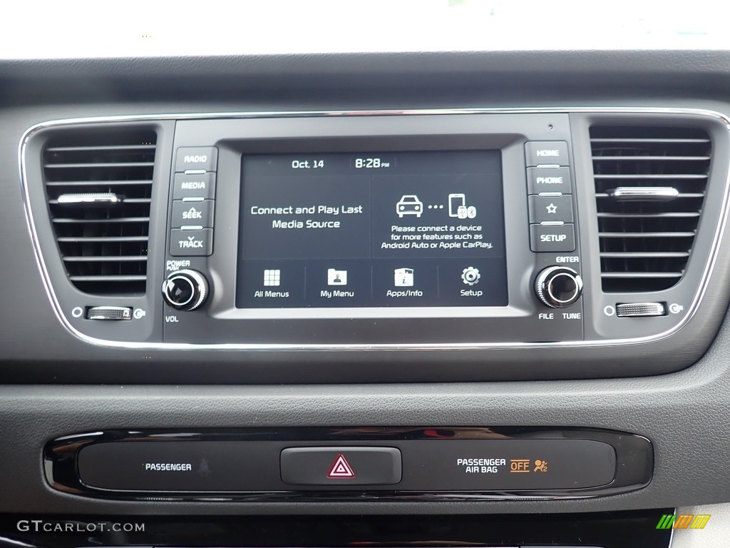 2021 Kia Sedona LX Controls Photo #139403260